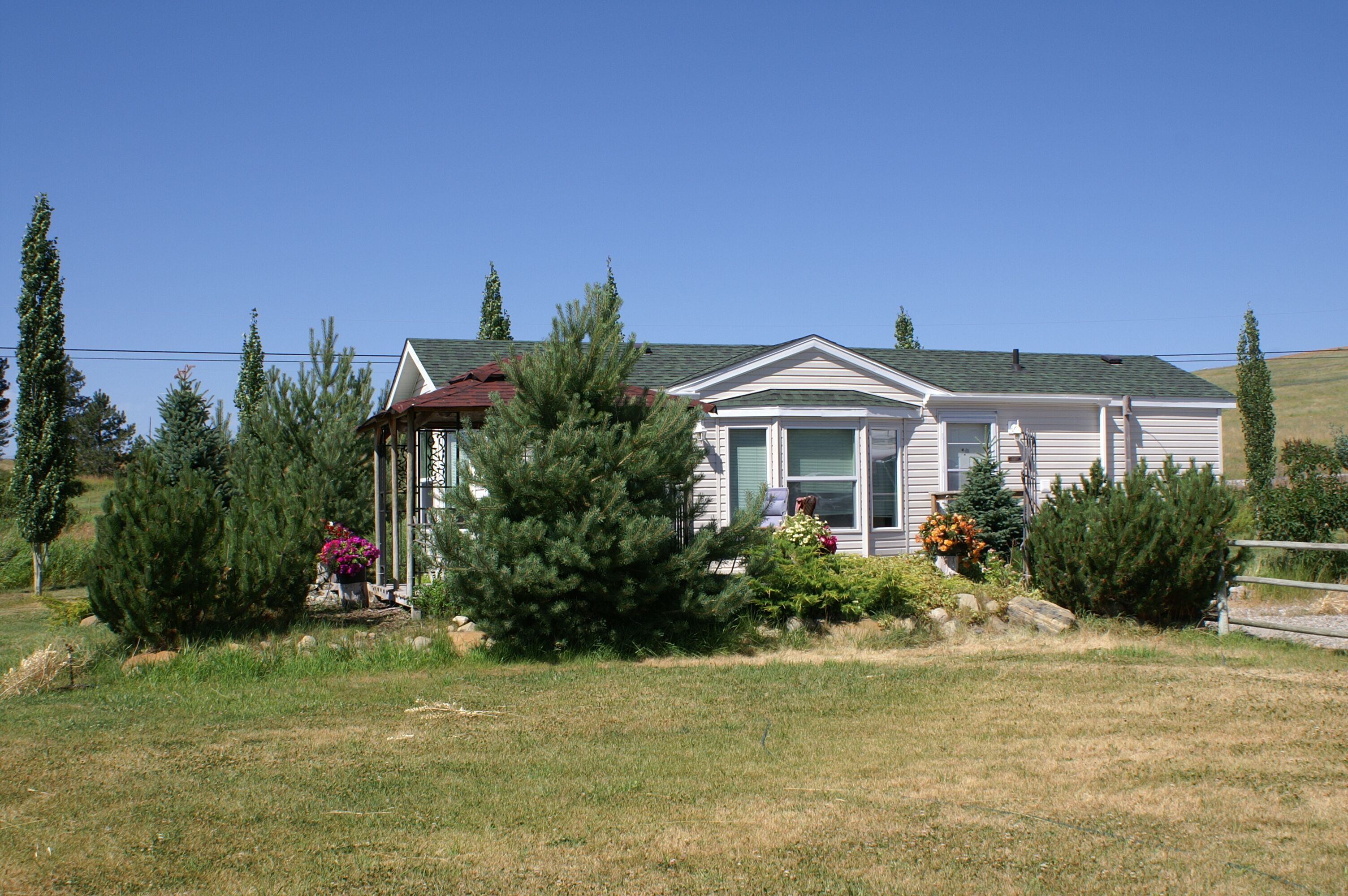 NUESSLI MOUNTAIN Hiking Paradise Getaway