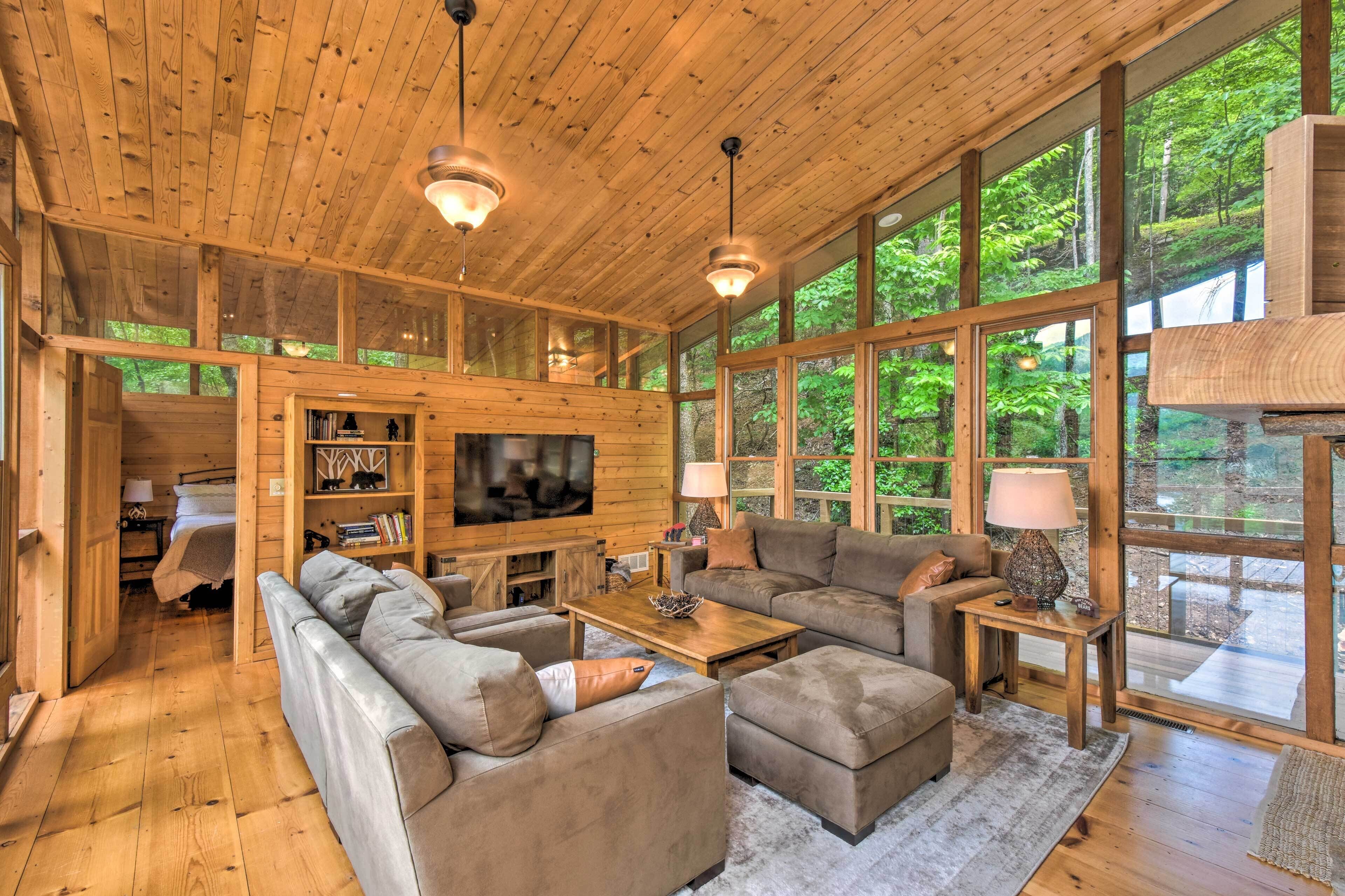 Lakefront ‘Glass House’ Cabin w/ Mountain Views!