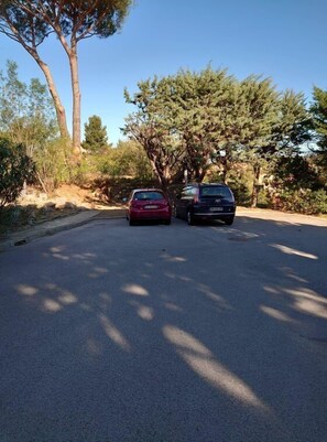 Property grounds - 6AMB38 - Villa with swimming pool (COLLIOURE)