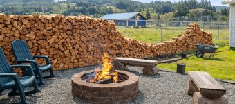 South Sunrise Studio - Retreat in Forks