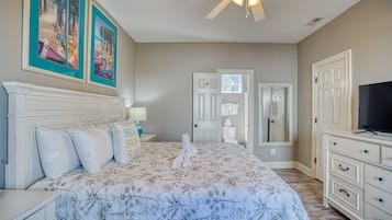 4 bedrooms, iron/ironing board, free WiFi, bed sheets