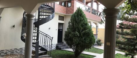 Enceinte de l’hébergement