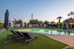 Pool - Luxury Oasis~3.5mi from Scottsdale~Pool~Game Rm (Scottsdale)