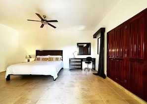2 chambres, fer et planche à repasser, Wi-Fi, literie fournie