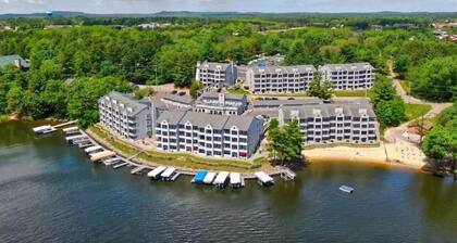 WI Dells Hideaway Condo on Lake Delton - Lake access with boat slip (upon request)