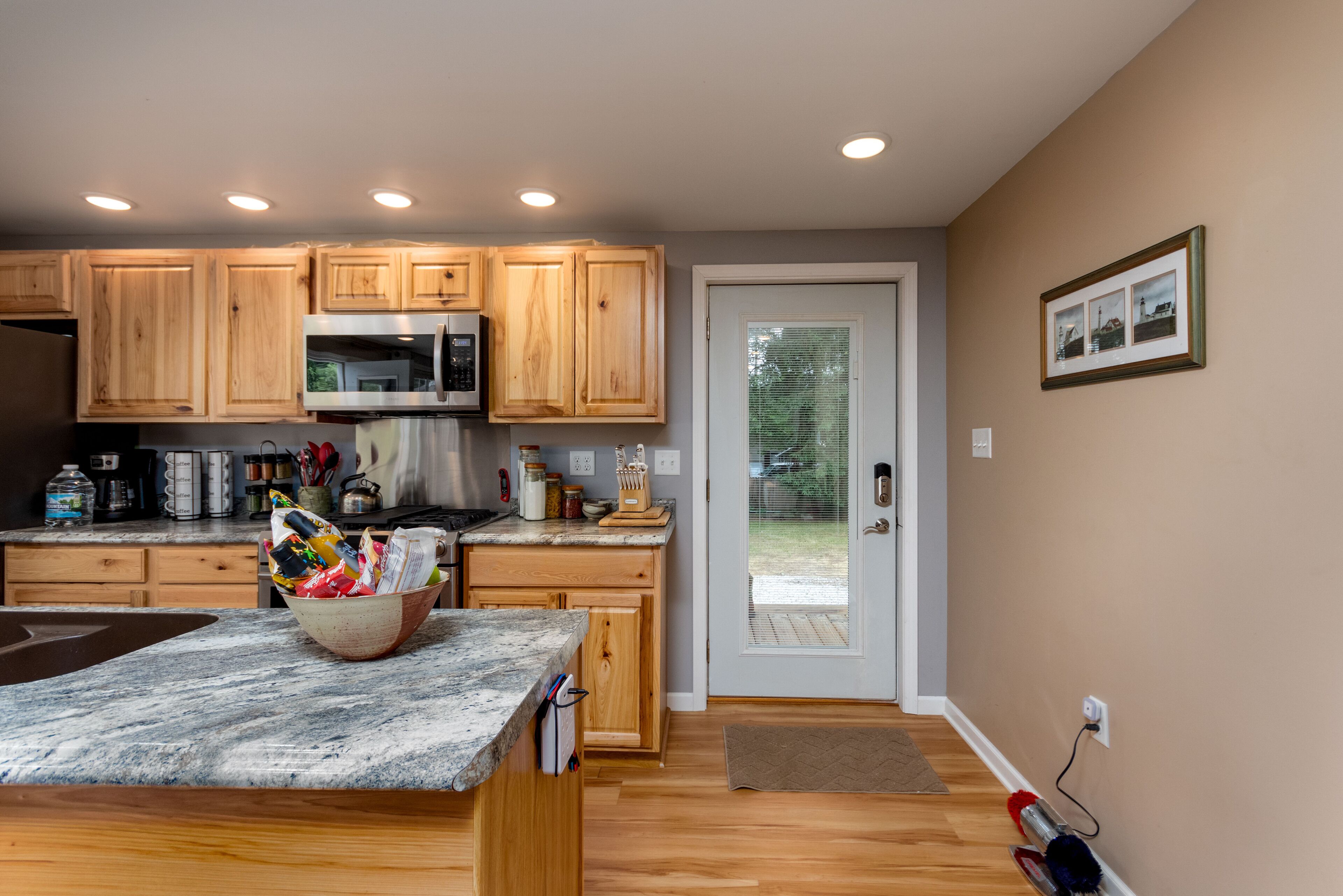 Lake front home with access to two lakes, large yard and RV hookup available!