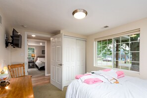 4 habitaciones, tabla de planchar con plancha y wifi gratis