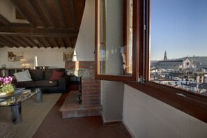 Interior - Torre Donati luxury apartment in Florence by Mmega (Firenze)