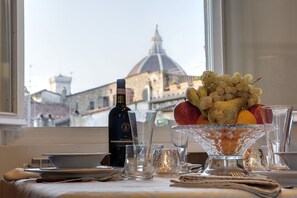 Dining - Torre Donati luxury apartment in Florence by Mmega (Firenze)