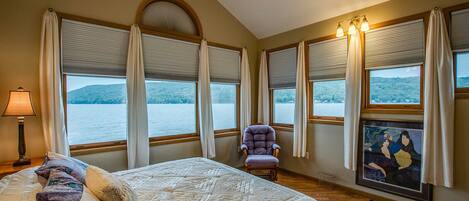 5 Schlafzimmer, Bügeleisen/Bügelbrett, Reisekinderbett, kostenloses WLAN