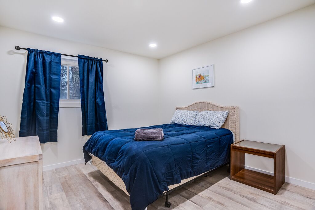 Pocono Mountains - Renovated - Great Location