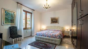 1 soverom, wi-fi og sengetøy