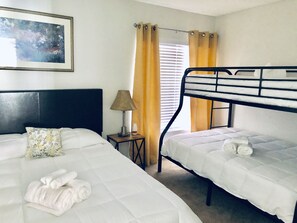 3 bedrooms, desk, free WiFi