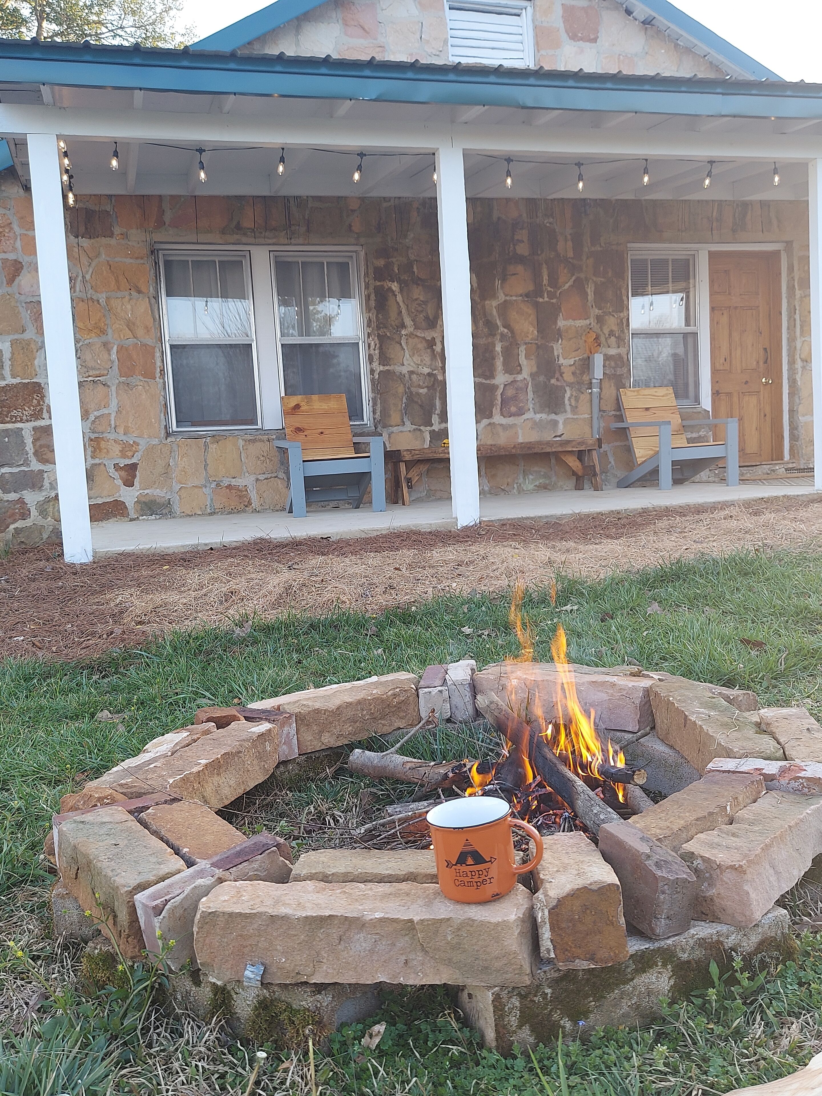Fire pit.  Perfect for smore's and star gazing!