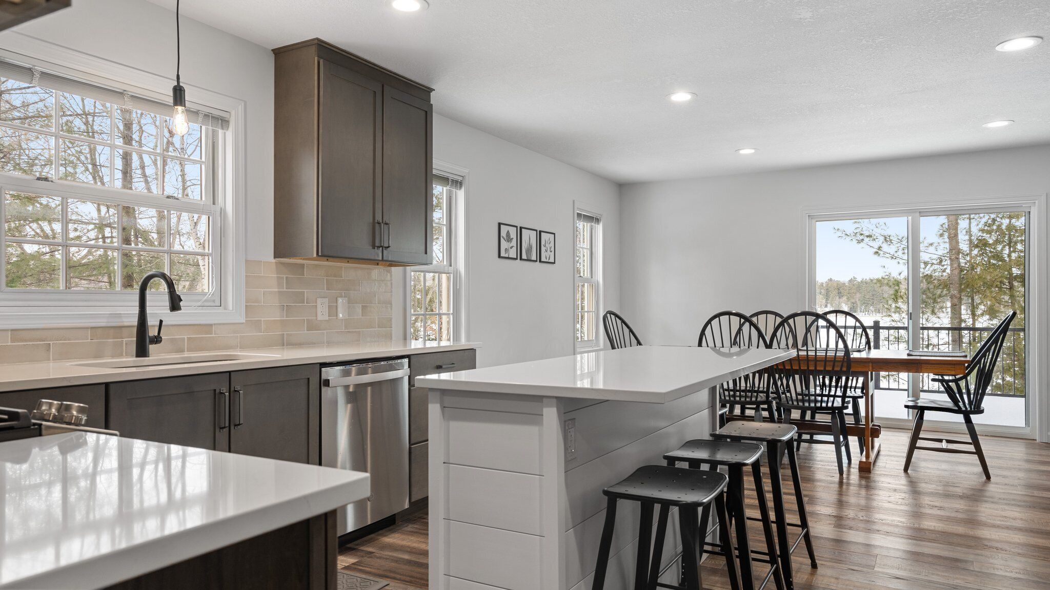 New *Large Lake Front Home* George's Place - 4 Bed Spider Lake Family Retreat