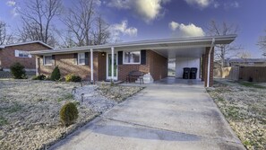 Carport, 2 car tandem parking 