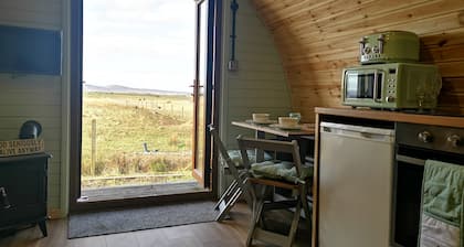 Achmeney Glamping, larger than Average pod