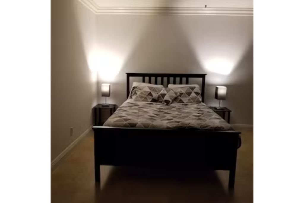 Spacious studio in luxe Brentwood West LA neighborhood