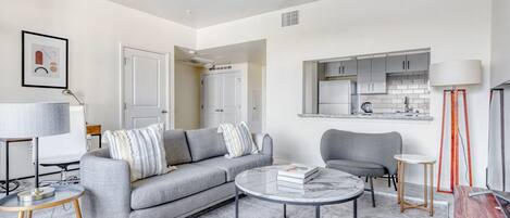 テレビ、ステレオ