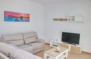 TV - Chalet Garrido with private fenced pool (Conil de la Frontera)