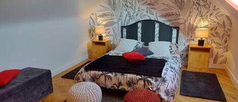 1 bedroom, iron/ironing board, internet