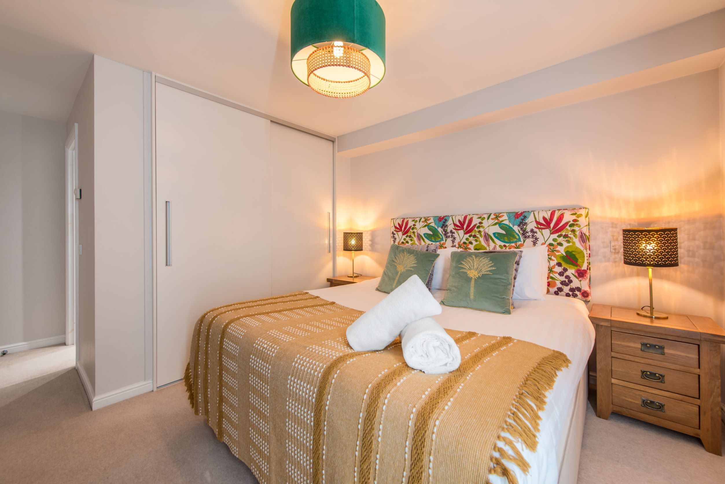 2 bedrooms, iron/ironing board, travel cot, WiFi