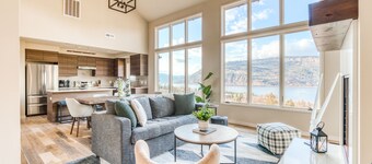 Modern mountain & river-view house with balcony, deck, gym, and WiFi