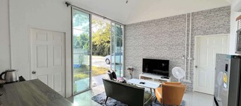 Homerent @ Sariam Lake Chiang Mai