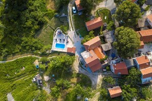 Exterior - Villa in Tučepi with Pool near Seabeach (Tučepi)