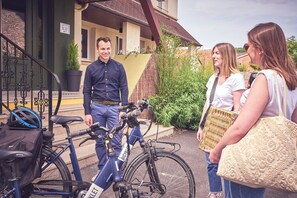 Bicycling - Best Western Le Relais du Vigneron (Blancs-Coteaux)