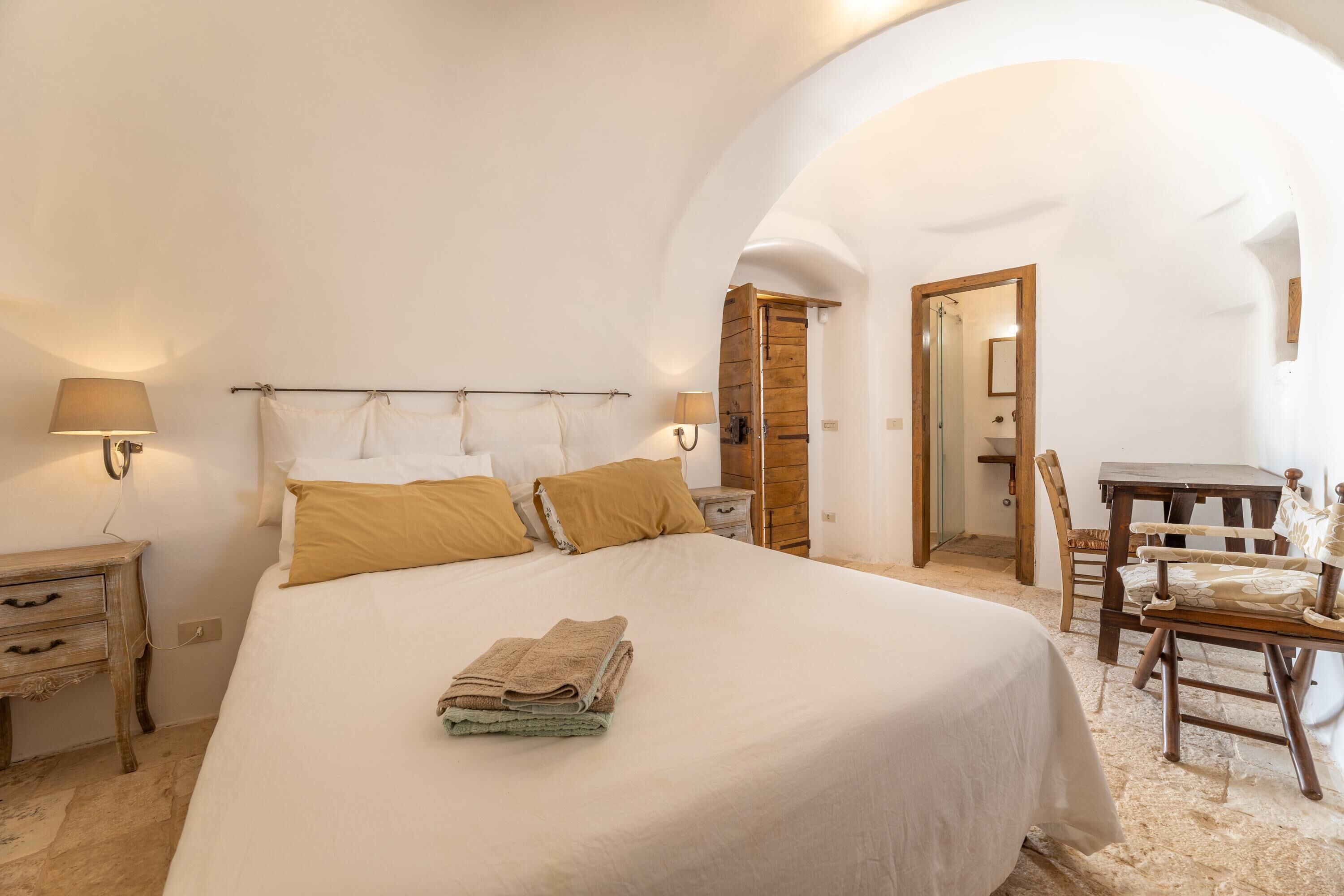 3 Schlafzimmer, Bügeleisen/Bügelbrett, Bettwäsche