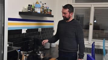 Fridge, microwave