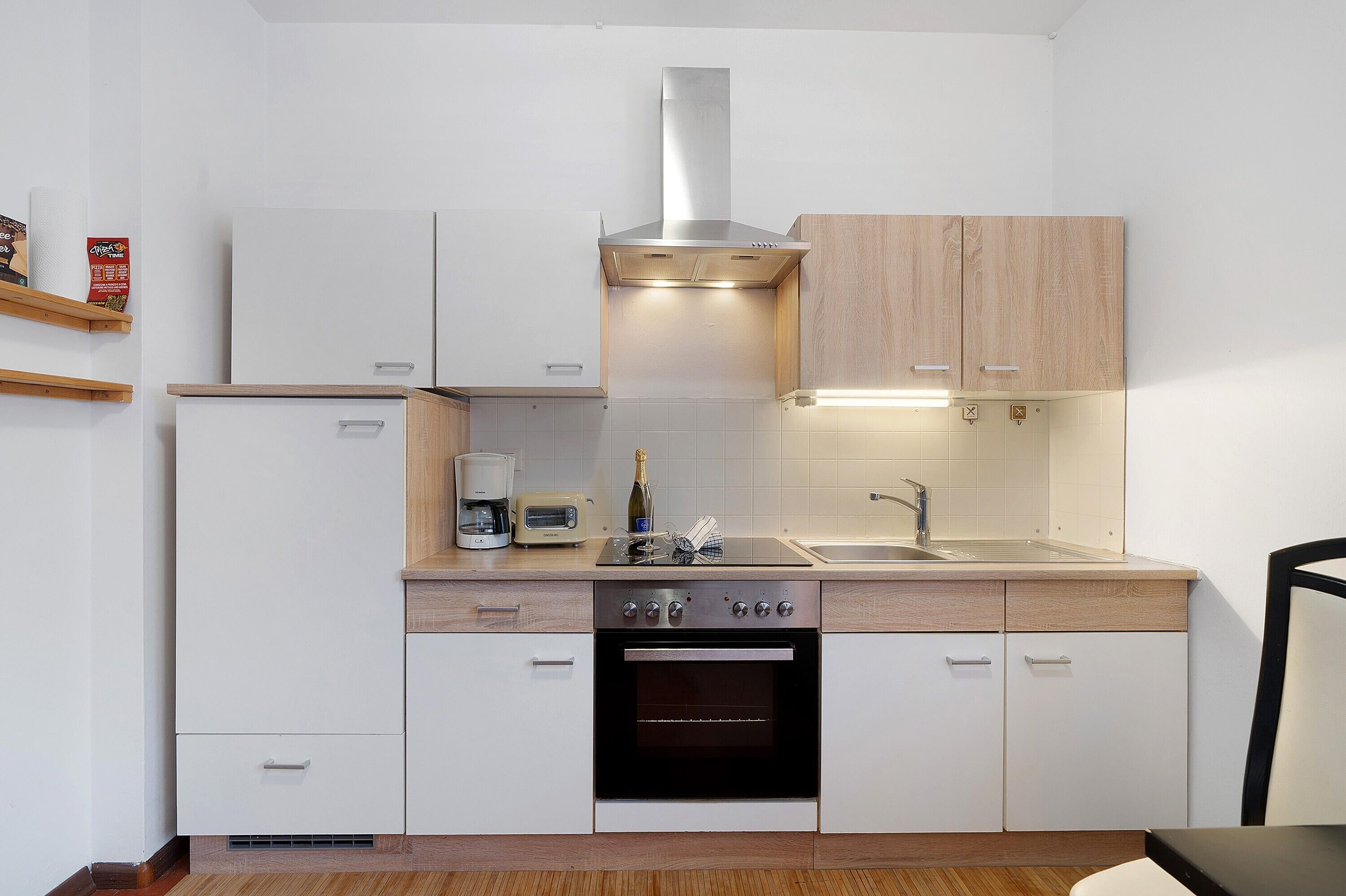 Kühlschrank, Herdplatte, Geschirrspüler