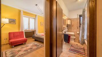 1 camera, ferro/asse da stiro, Wi-Fi gratuito, lenzuola