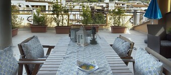 Casa vacanze "Mansarda da Dani" con vista mare, terrazza coperta e Wi-Fi