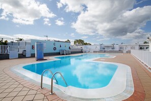 Pool - Bungalow Aloe Dunas: jardín, piscina compartida y Wi-Fi rápido en Maspalomas (Maspalomas)