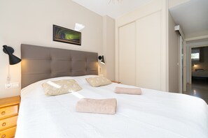 2 sovrum, strykjärn/strykbräda, gratis wi-fi och sängkläder