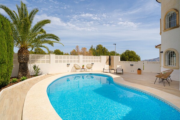 Pool - Villa "Casa Metro" with Pool, Garden, Balcony, A/C & Wi-Fi (Alfaz del pi)