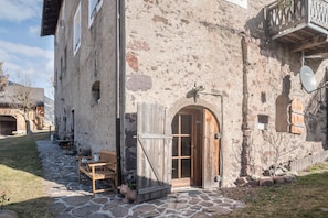Esterni