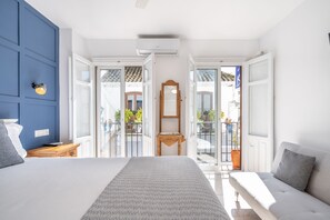 Deluxe Double Room, Private Bathroom, City View (Habitación 4) - Las Brisas Estepona (Estepona)