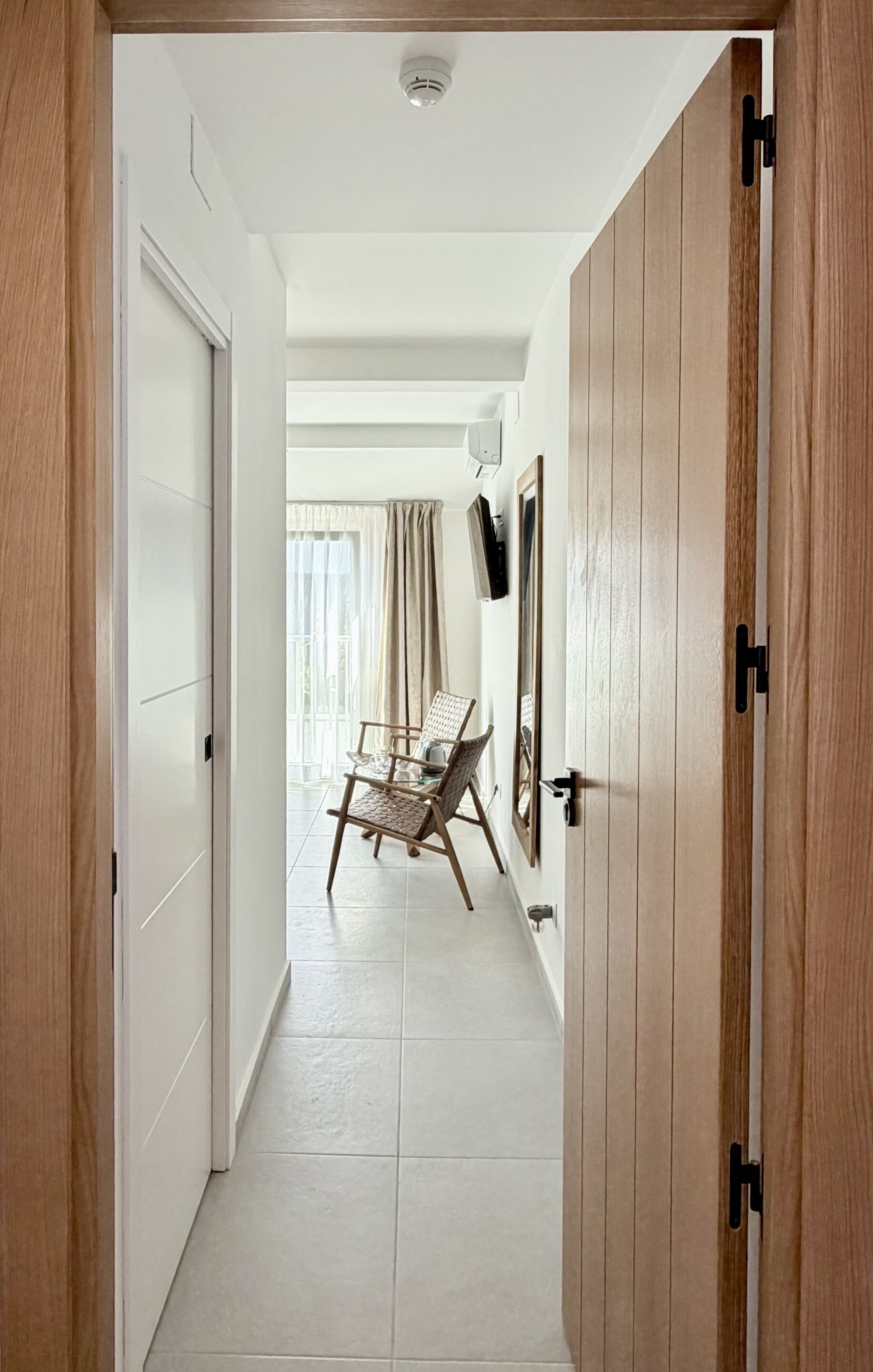 Deluxe Double Room, Ensuite, City View