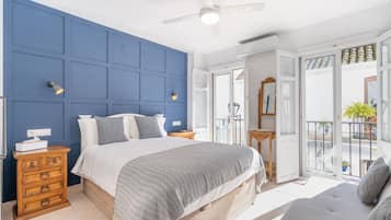 Chambre Double Deluxe, salle de bains privée, vue ville (Habitación 4) | 1 chambre