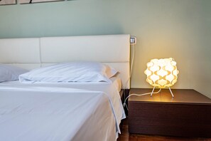 1 chambre, fer et planche à repasser, Wi-Fi gratuit, draps fournis