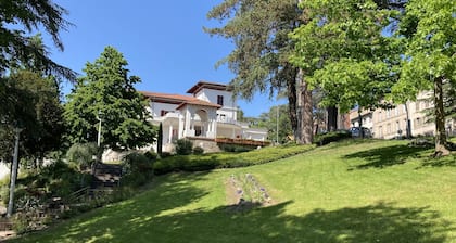 Large 200m2 house with heated swimming pool from May to September