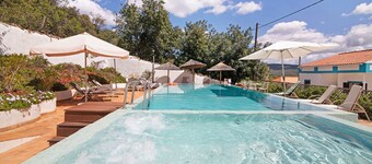 Holiday Home "Casa da Tita - Apartamento Celeiro" with Mountain View, Pool, A/C & Wi-Fi