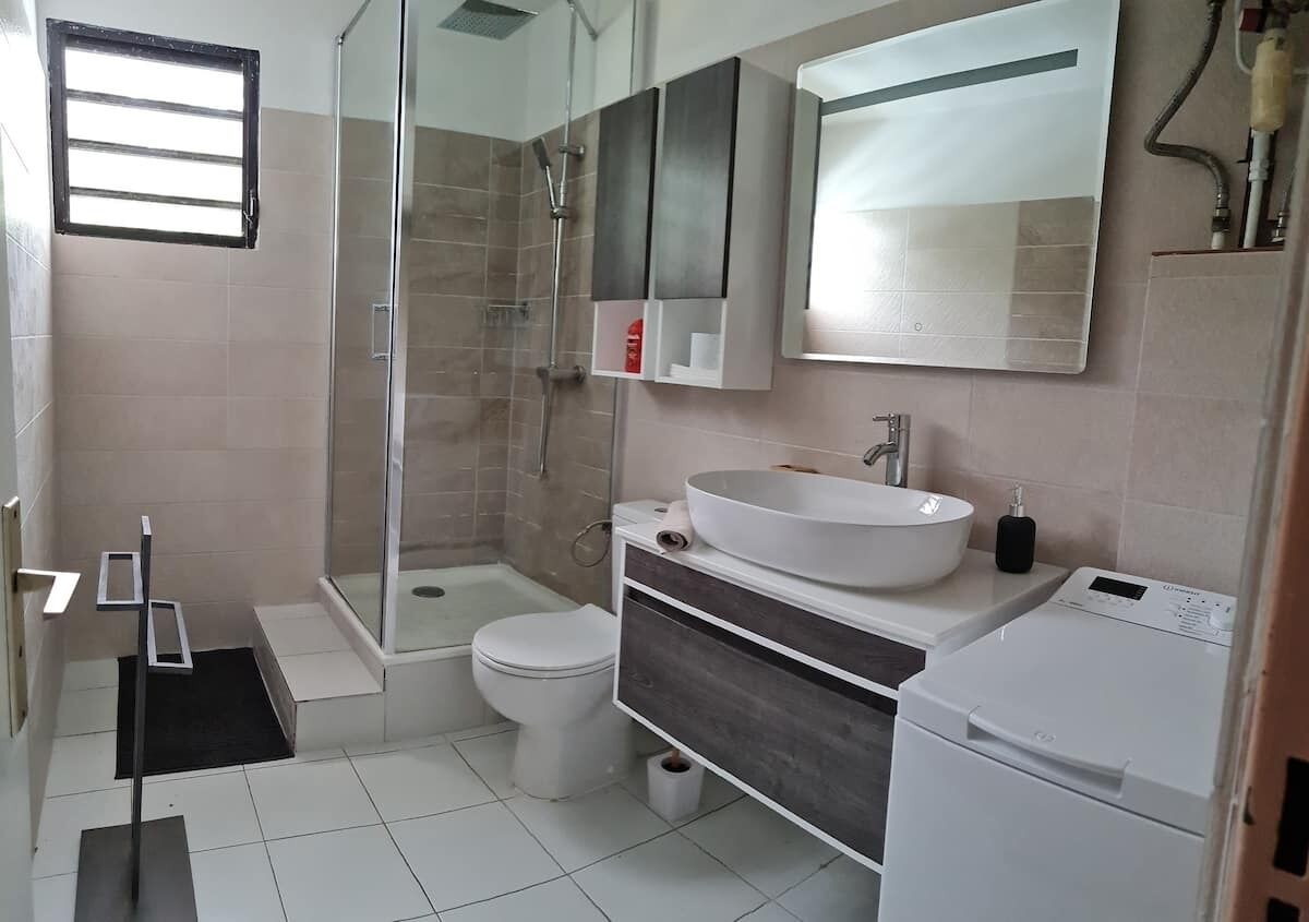 Cozy apartment in a private residence with swimming pool