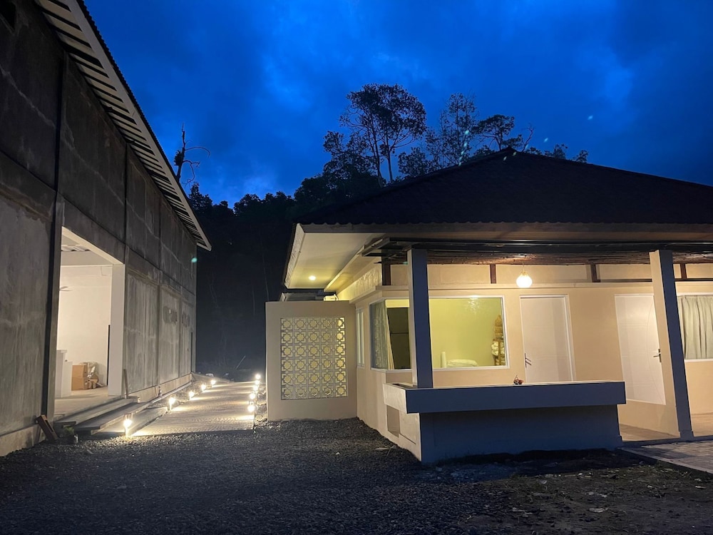 3 Star Hotels