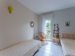3 bedrooms, free WiFi - Biscarrosse: Villa avec Piscine Privée, Jardin, 3 Chambres, Proche du Golf, WiFi Inclus (Biscarrosse)