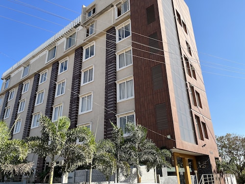 Hotel Elite By Signature Group