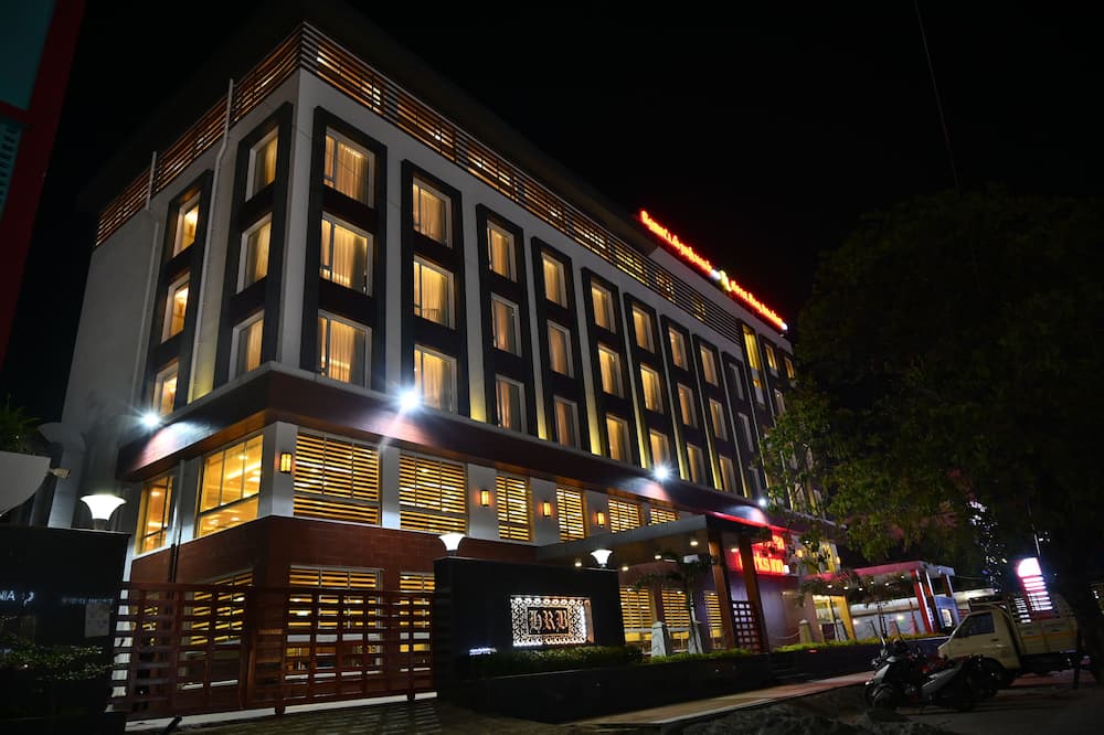 Raaj Bhaavan Clarks Inn Chennai